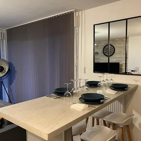 Apartment Les Jardins De Ferrieres-en-Brie